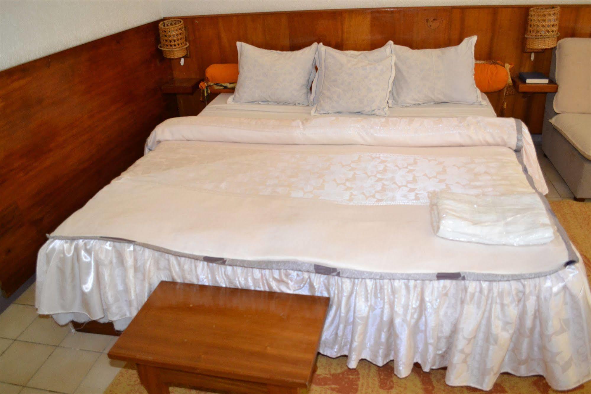 Hotel Framotel Kribi Exterior photo